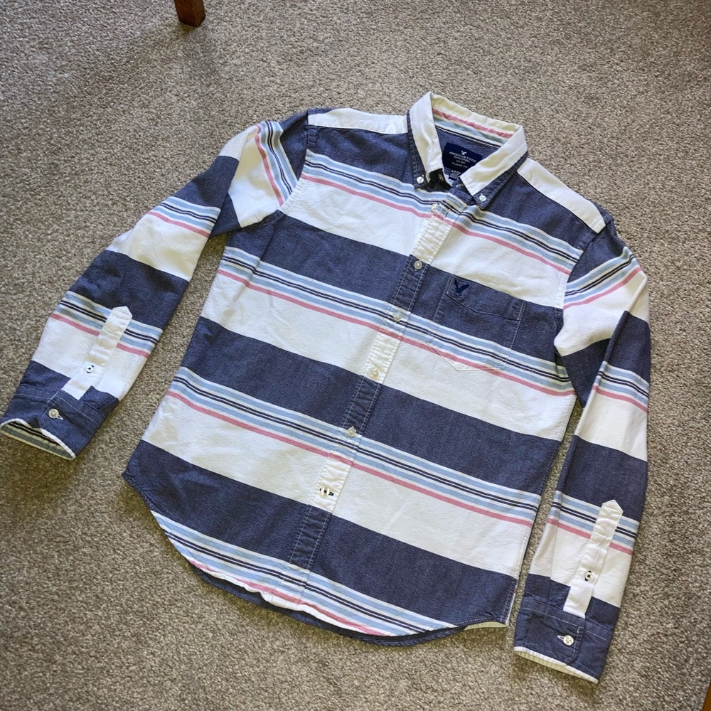 American Eagle outfitters classic fit button-down size S horizontal stripes